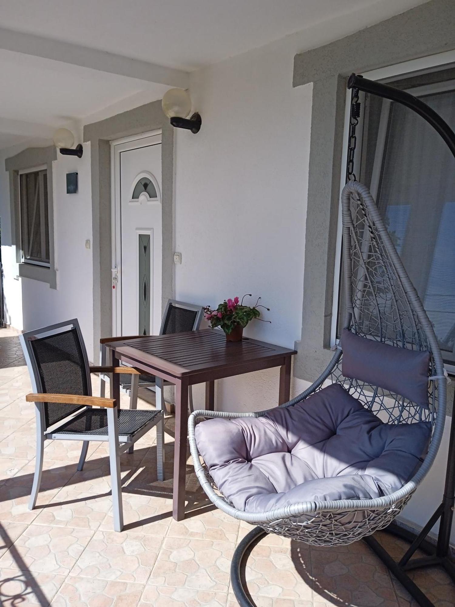 Aparttoni Dobra Voda Exterior foto